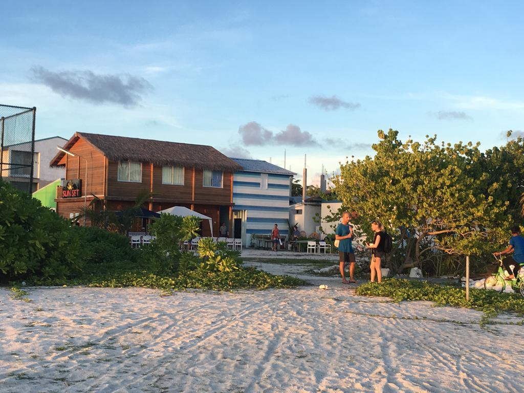 Sunset Holidays Huraa Exteriör bild